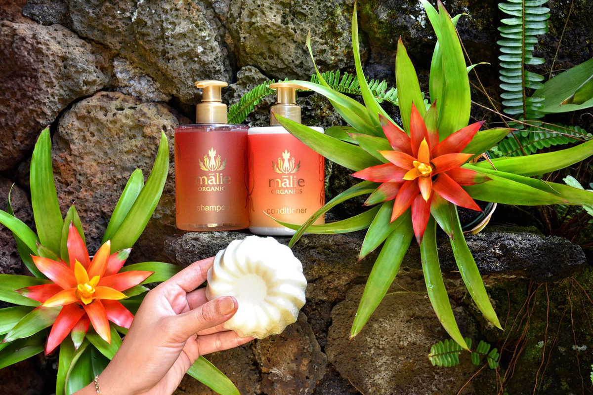Tropical Beauty Trends: Bringing Island Glow To Everyday Routines