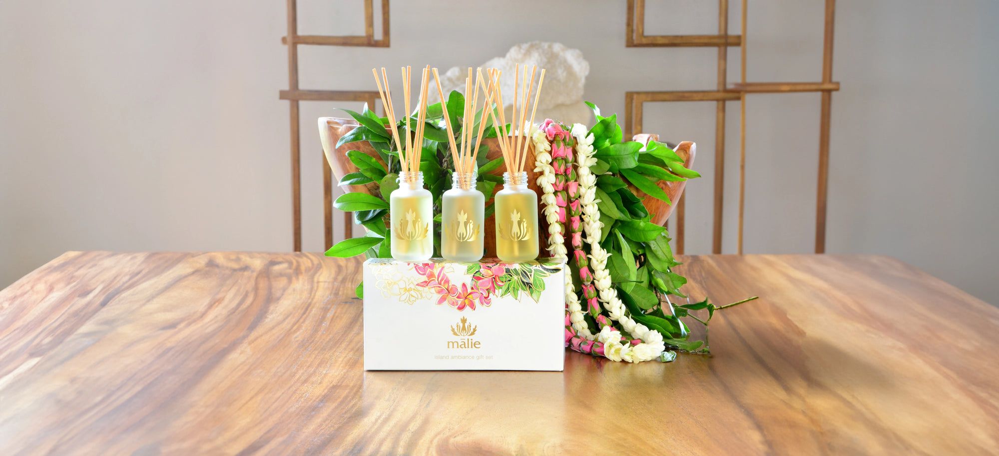 Beautiful gifts for everyone! Be the ultimate gift giver with luxuries from the tropics!