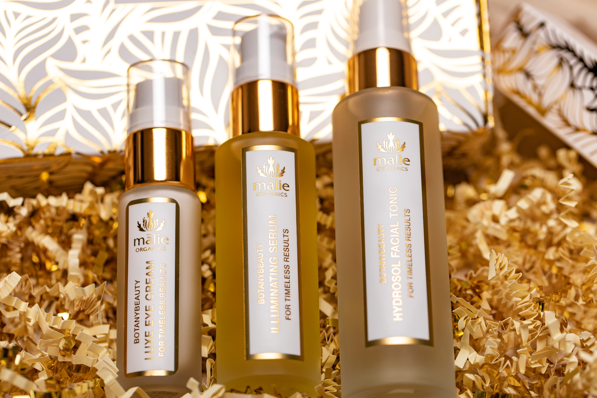 How to Keep Your Skin Happy While Traveling: A Skincare Guide