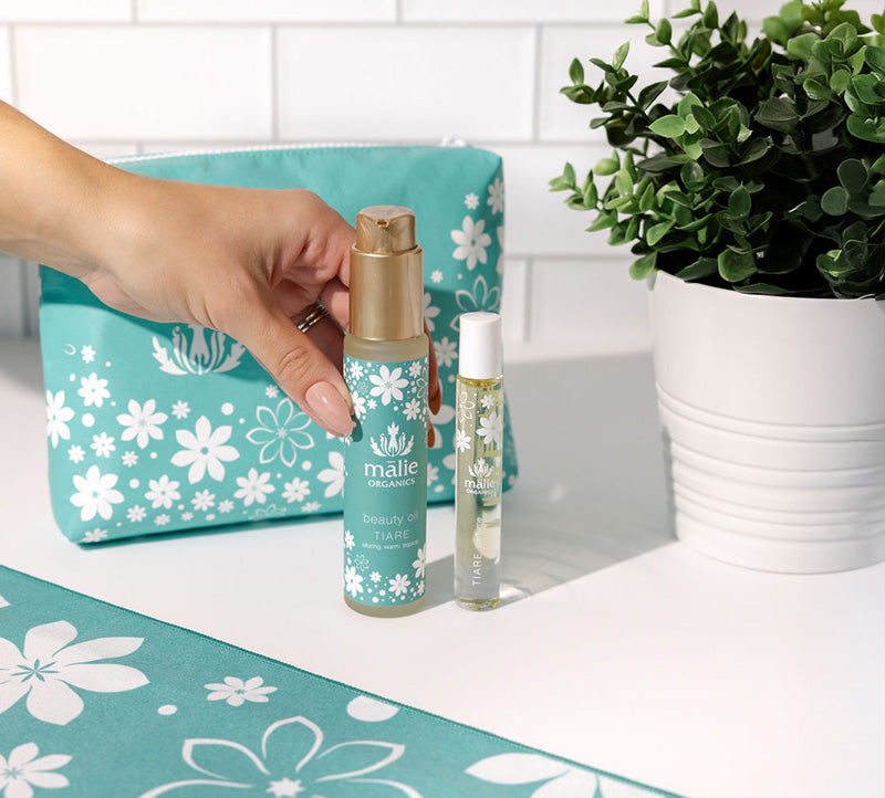 Simplify Your Beach Day Essentials With The Tiare Sun & Shine Kit