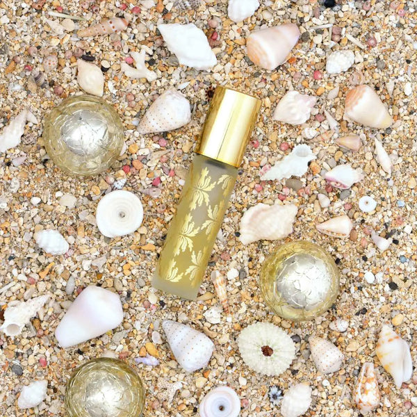 A perfume roller